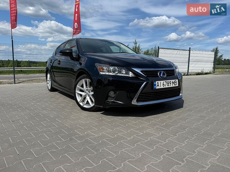 Хэтчбек Lexus CT 2016 в Киеве