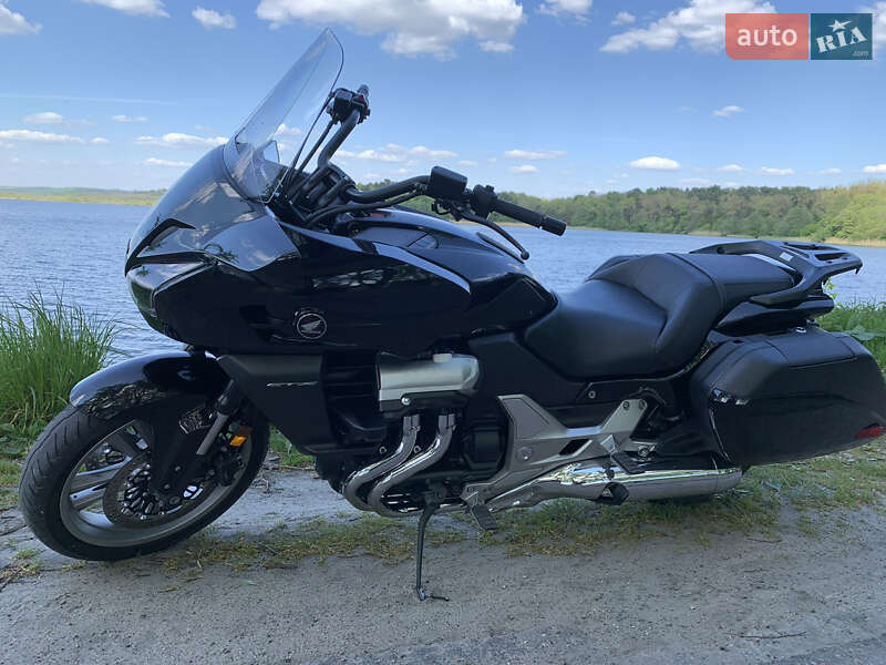 Мотоцикл Круизер Honda CTX 1300 2014 в Львове