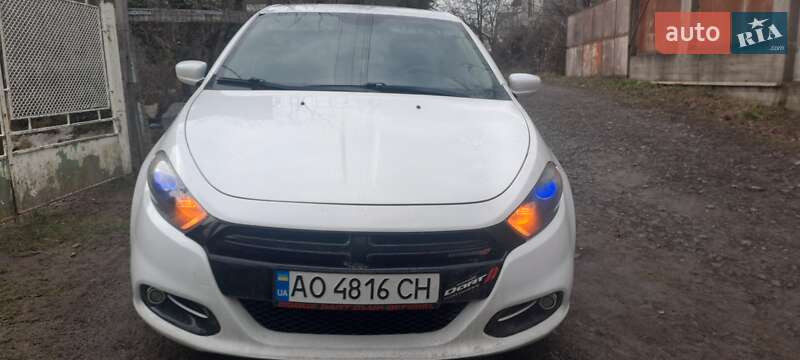 Седан Dodge Dart 2013 в Ужгороде Седан Dodge Dart 2013 в Ужгороде