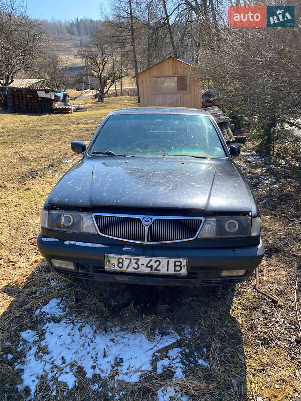 Седан Lancia Dedra 1993 в Сколе