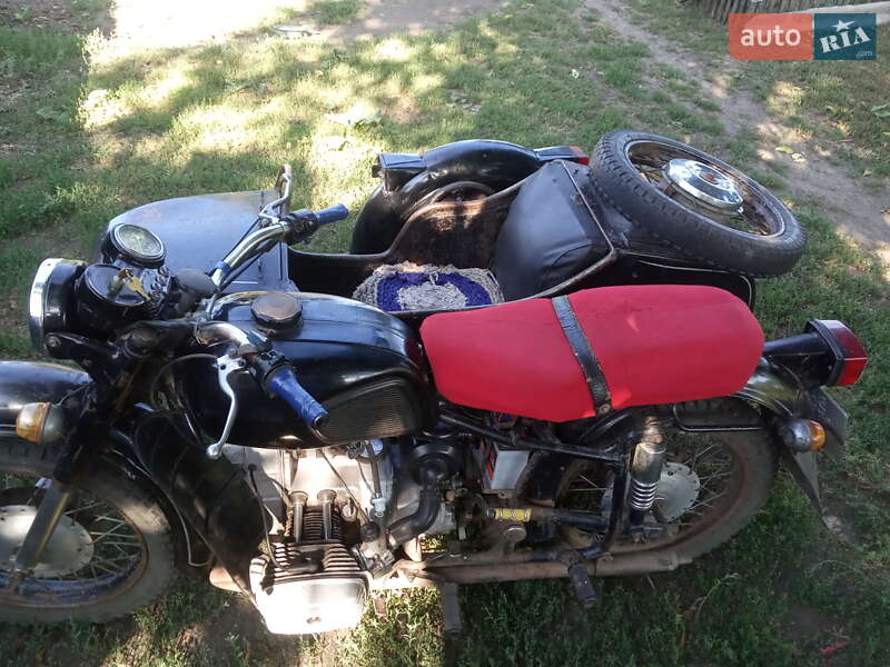 Мотоцикл Классик Днепр (КМЗ) Днепр-11 1988 в Кропивницком Мотоцикл Классик Днепр (КМЗ) Днепр-11 1988 в Кропивницком