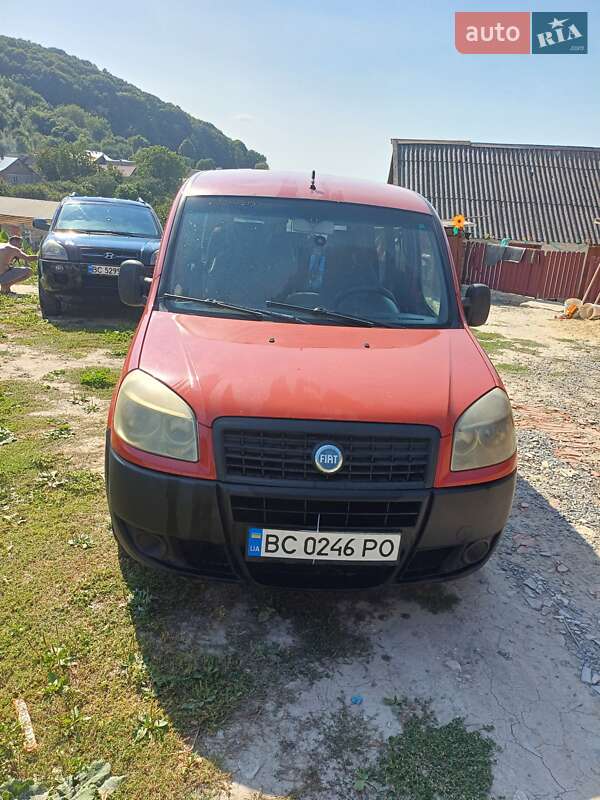 Минивэн Fiat Doblo 2005 в Золочеве