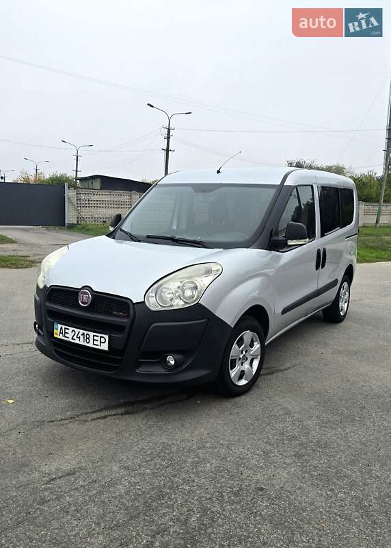 Минивэн Fiat Doblo 2011 в Днепре