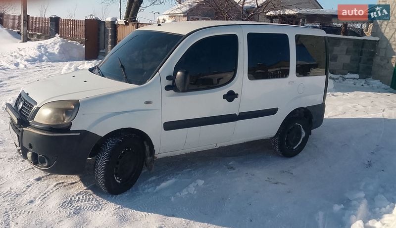 Минивэн Fiat Doblo 2006 в Ровно
