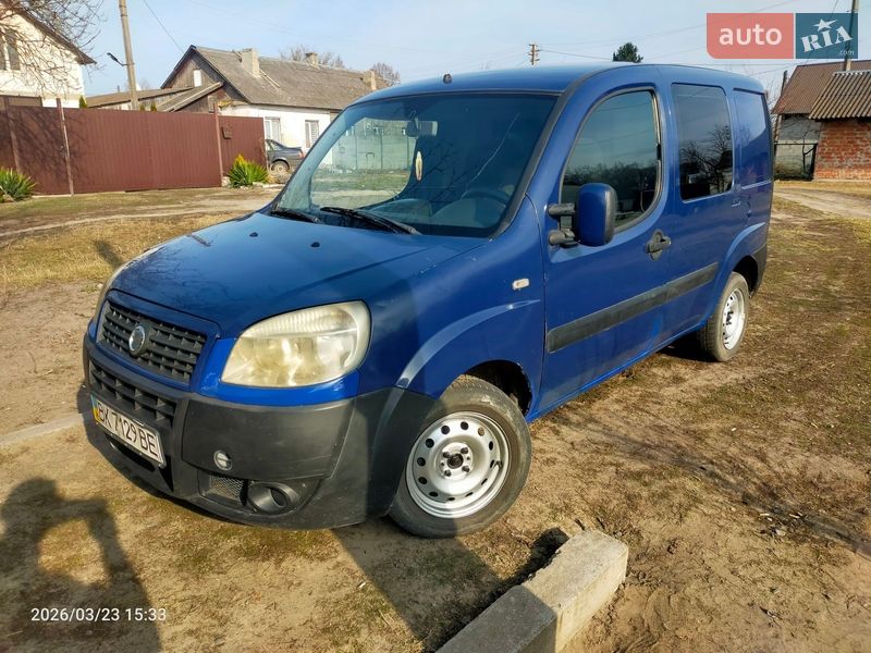Грузовой фургон Fiat Doblo 2006 в Ровно