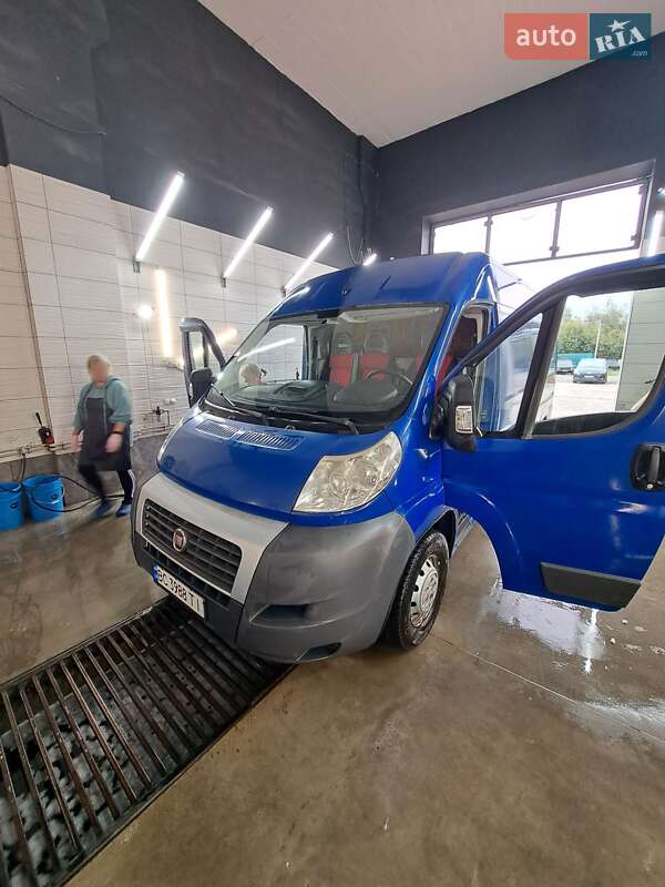Грузовой фургон Fiat Ducato 2012 в Новояворовске