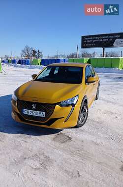 Хэтчбек Peugeot e-208 2020 в Умани
