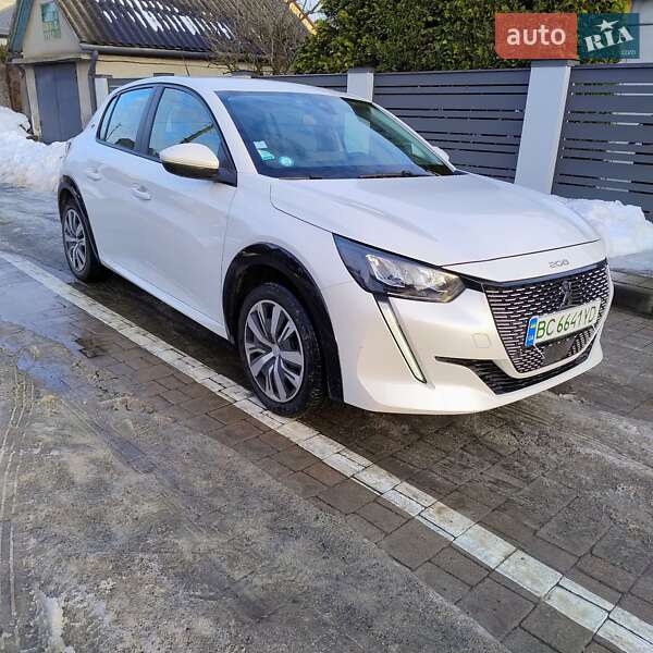 Хэтчбек Peugeot e-208 2020 в Львове