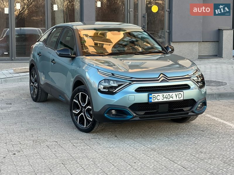 Хэтчбек Citroen e-C4 2022 в Львове Хэтчбек Citroen e-C4 2022 в Львове