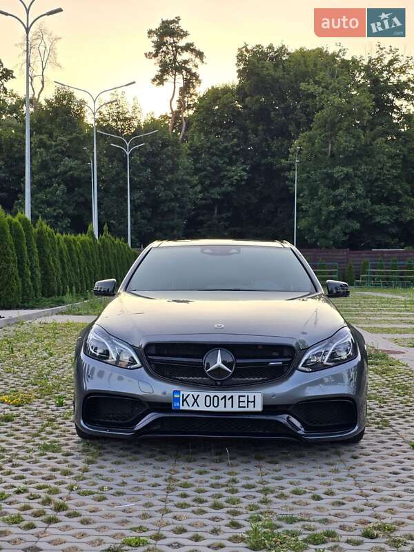 Седан Mercedes-Benz E-Class 2016 в Харкові Седан Mercedes-Benz E-Class 2016 в Харкові