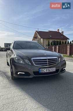 Универсал Mercedes-Benz E-Class 2010 в Львове