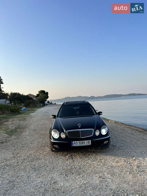 Универсал Mercedes-Benz E-Class 2004 в Ужгороде