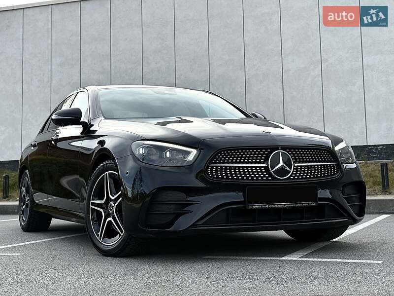 Седан Mercedes-Benz E-Class 2021 в Києві