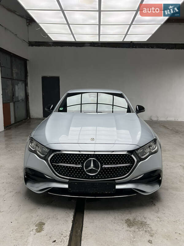 Седан Mercedes-Benz E-Class 2024 в Львове Седан Mercedes-Benz E-Class 2024 в Львове