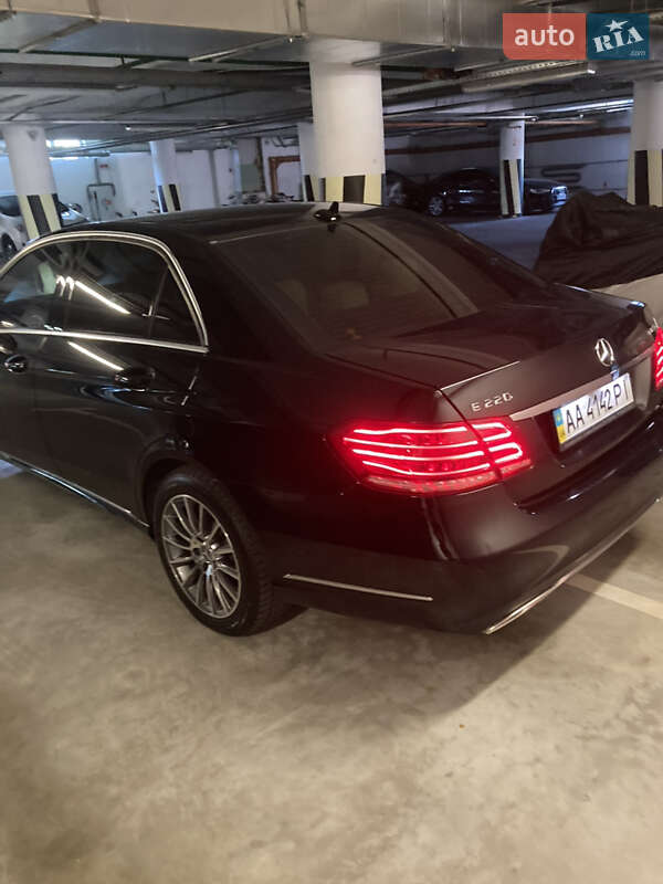 Седан Mercedes-Benz E-Class 2015 в Киеве
