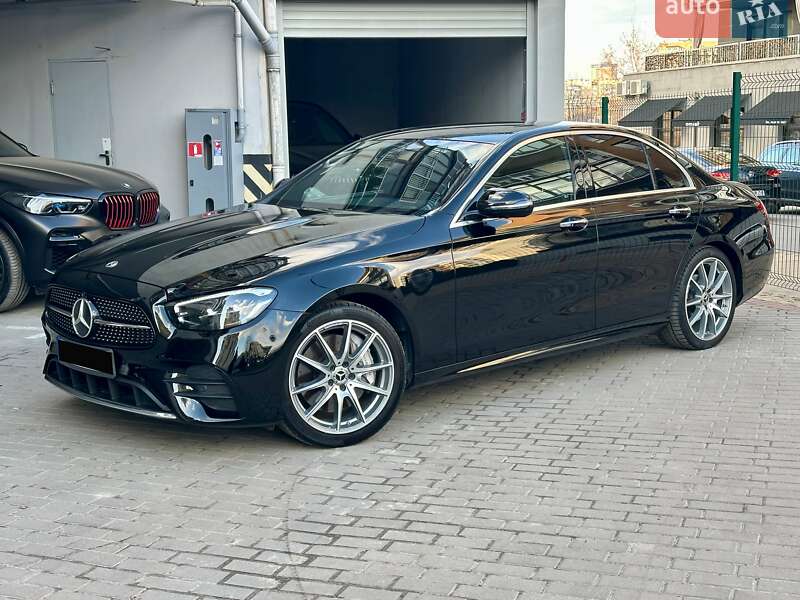 Седан Mercedes-Benz E-Class 2022 в Киеве