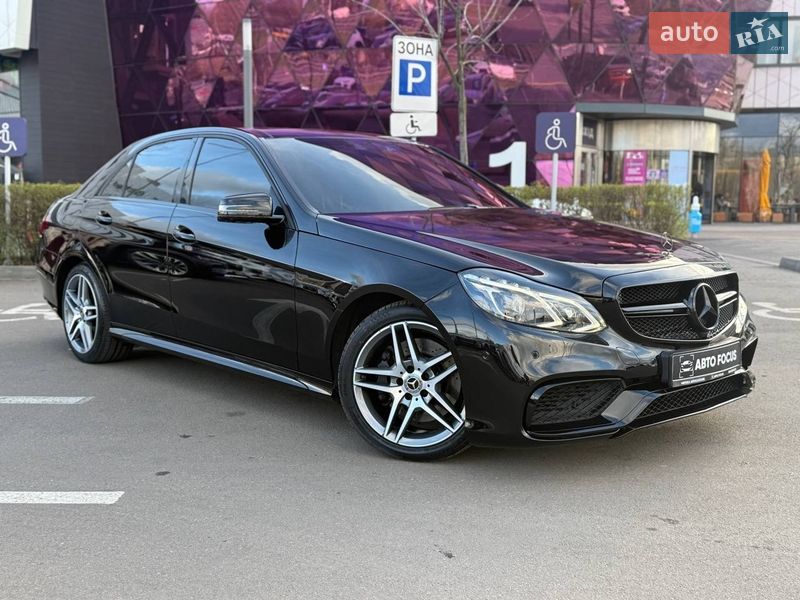 Седан Mercedes-Benz E-Class 2015 в Киеве