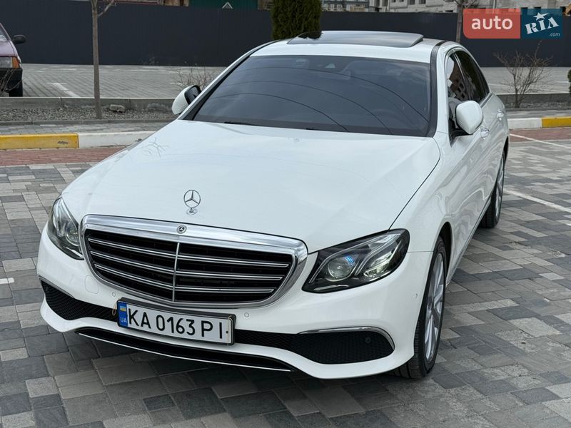 Седан Mercedes-Benz E-Class 2018 в Киеве