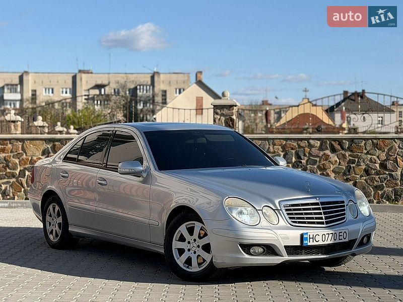 Седан Mercedes-Benz E-Class 2008 в Самборі