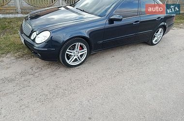 Седан Mercedes-Benz E-Class 2002 в Радехові