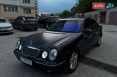 Седан Mercedes-Benz E-Class 2001 в Кам'янець-Подільському
