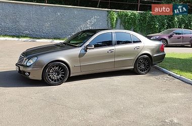 Седан Mercedes-Benz E-Class 2008 в Києві