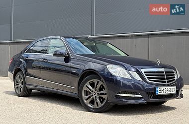 Седан Mercedes-Benz E-Class 2010 в Києві