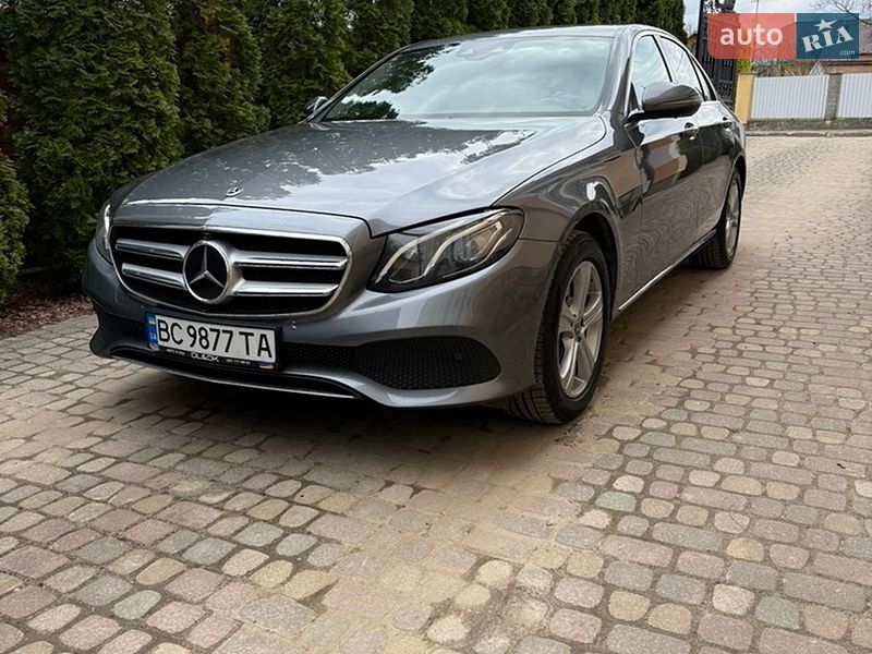 Седан Mercedes-Benz E-Class 2017 в Самборе Седан Mercedes-Benz E-Class 2017 в Самборе