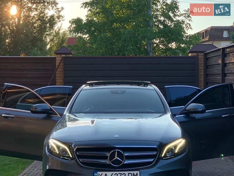 Седан Mercedes-Benz E-Class 2016 в Киеве