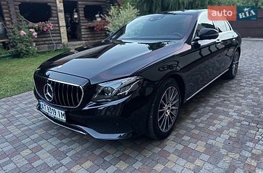 Седан Mercedes-Benz E-Class 2016 в Коломиї