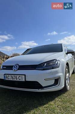 Хэтчбек Volkswagen e-Golf 2016 в Шацке