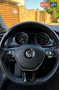 Хетчбек Volkswagen e-Golf 2020 в Хмельницькому