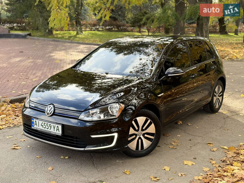 Хэтчбек Volkswagen e-Golf 2015 в Кропивницком Хэтчбек Volkswagen e-Golf 2015 в Кропивницком