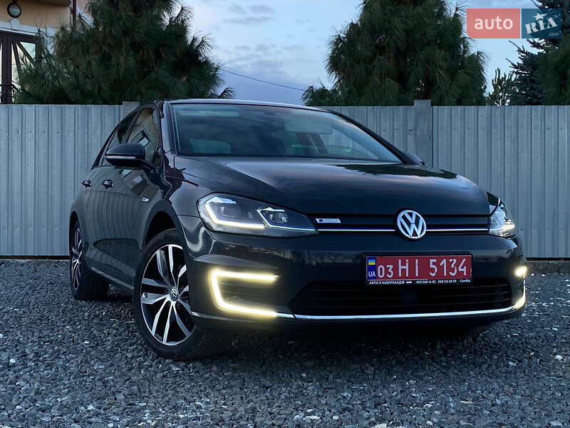 Хэтчбек Volkswagen e-Golf 2020 в Самборе Хэтчбек Volkswagen e-Golf 2020 в Самборе