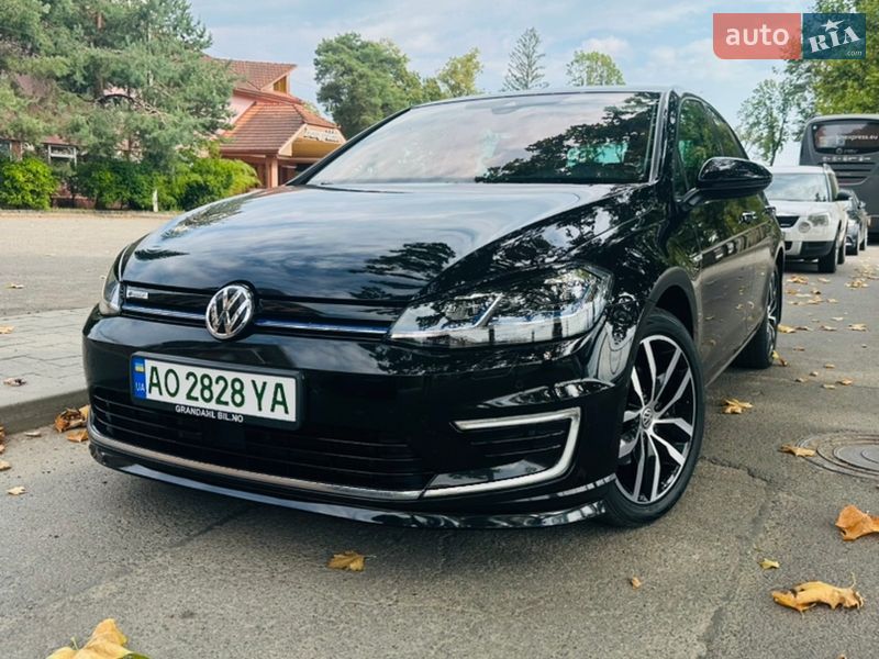 Хэтчбек Volkswagen e-Golf 2019 в Мукачево