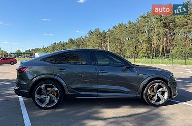 Позашляховик / Кросовер Audi e-tron S Sportback 2022 в Києві