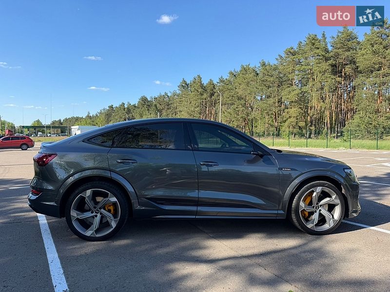 Внедорожник / Кроссовер Audi e-tron S Sportback 2022 в Киеве