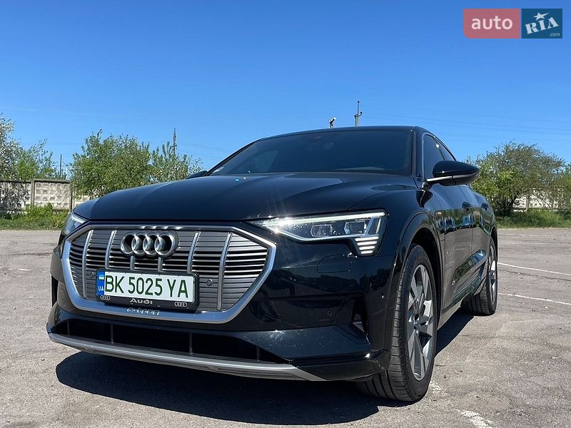 Внедорожник / Кроссовер Audi e-tron Sportback 2020 в Ровно