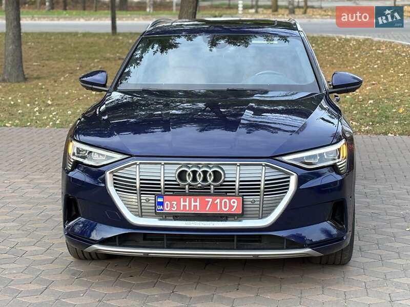 Внедорожник / Кроссовер Audi e-tron 2021 в Ирпене Внедорожник / Кроссовер Audi e-tron 2021 в Ирпене