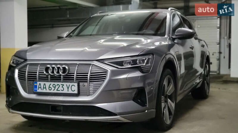 Позашляховик / Кросовер Audi e-tron 2019 в Києві