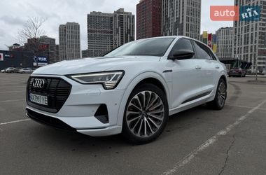 Внедорожник / Кроссовер Audi e-tron 2022 в Киеве