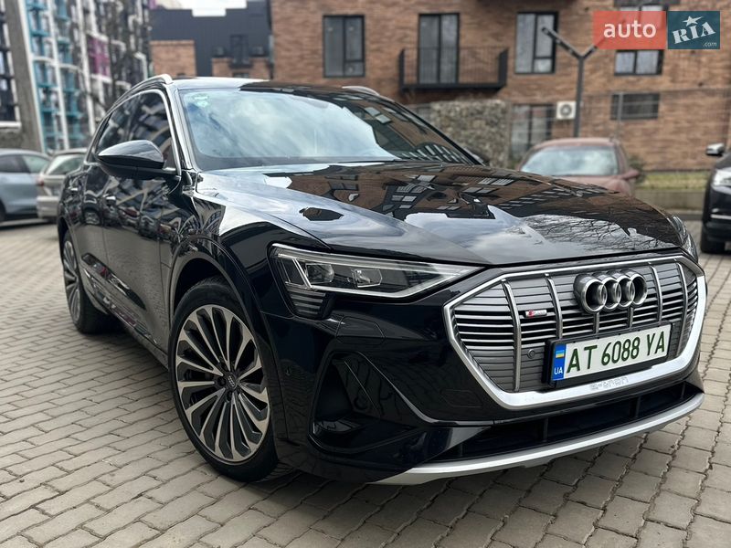 Позашляховик / Кросовер Audi e-tron 2020 в Івано-Франківську