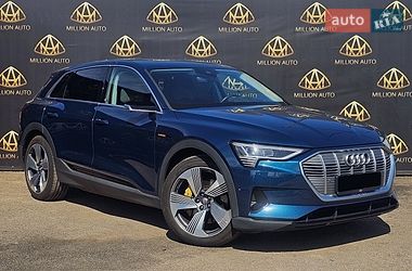 Внедорожник / Кроссовер Audi e-tron 2021 в Киеве