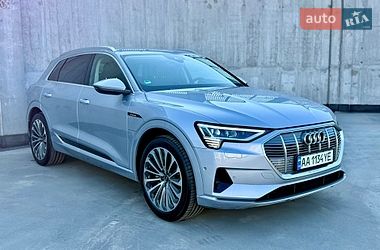Позашляховик / Кросовер Audi e-tron 2021 в Києві