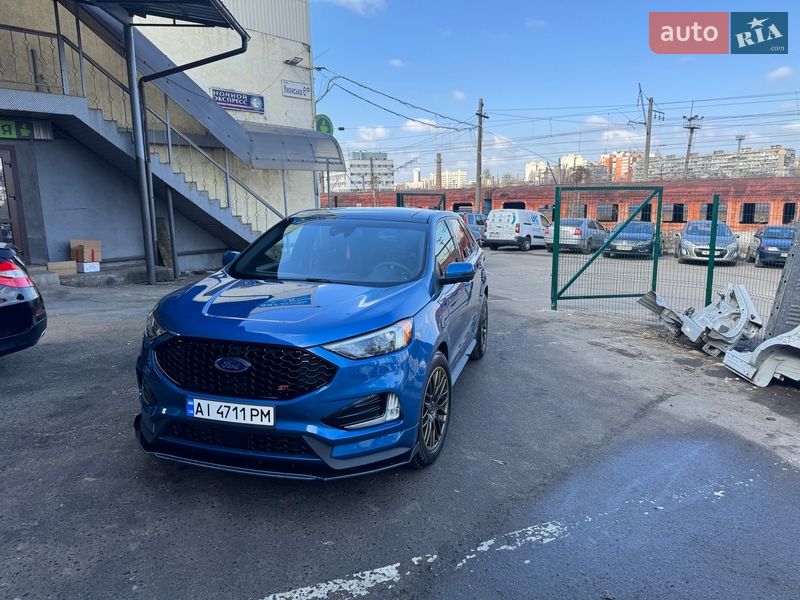 Внедорожник / Кроссовер Ford Edge 2019 в Киеве