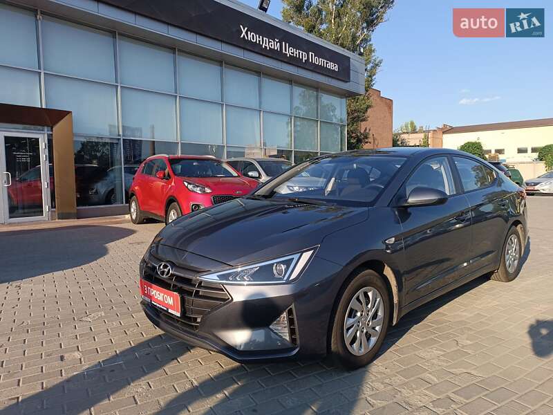 Седан Hyundai Elantra 2019 в Полтаве