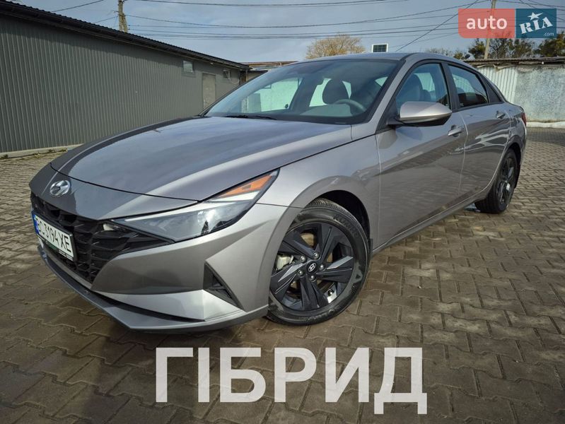 Седан Hyundai Elantra 2023 в Сокале