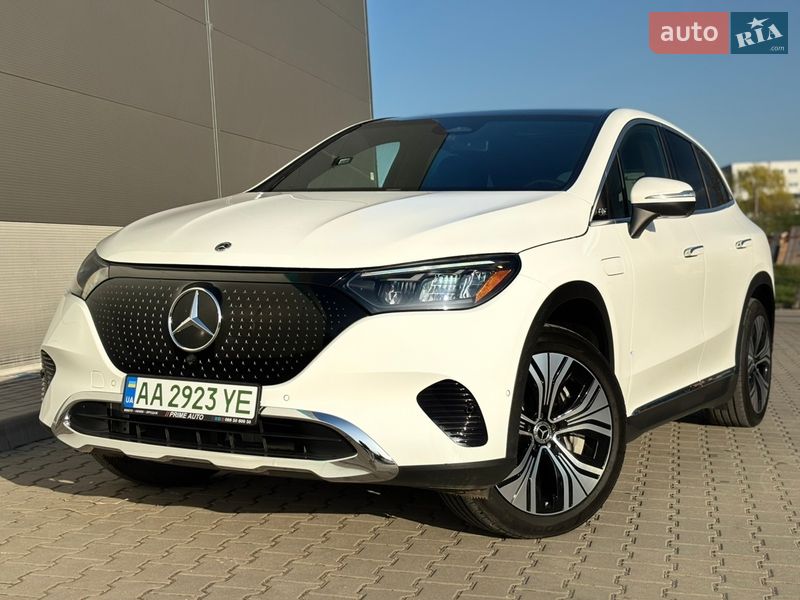 Седан Mercedes-Benz EQE 2024 в Киеве