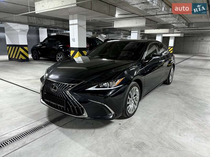 Седан Lexus ES 2022 в Днепре Седан Lexus ES 2022 в Днепре