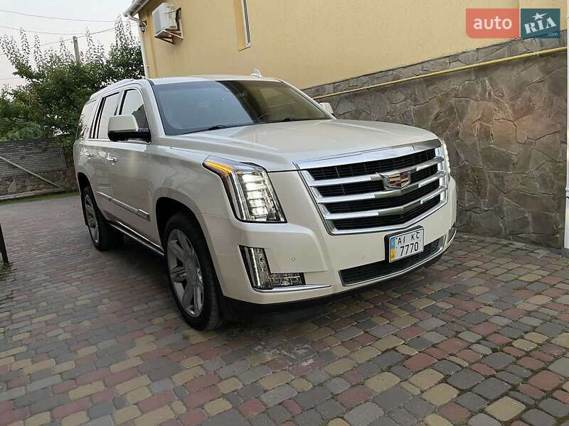 Позашляховик / Кросовер Cadillac Escalade 2015 в Києві